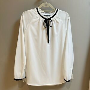 Tommy Hilfiger blouse, never worn, size Lg